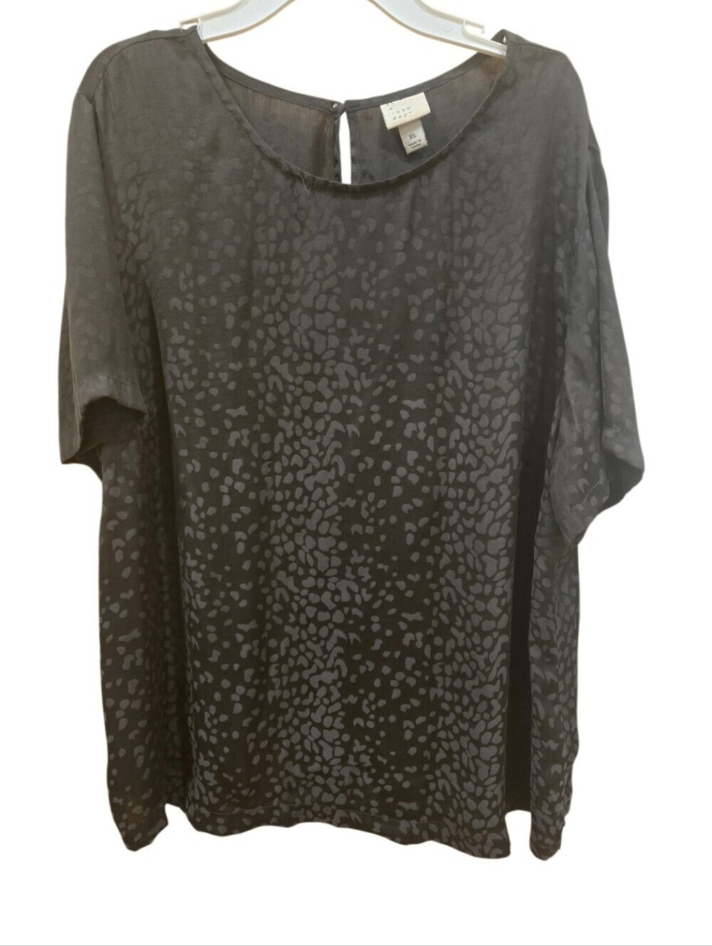 A New Day Black Short Sleeve Blouse with Subtle Leopard Spot Sz XL